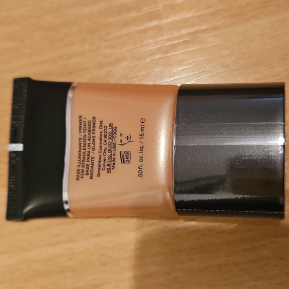 NWT Smashbox photo finish foundation primer in Radiance - Picture 4 of 6